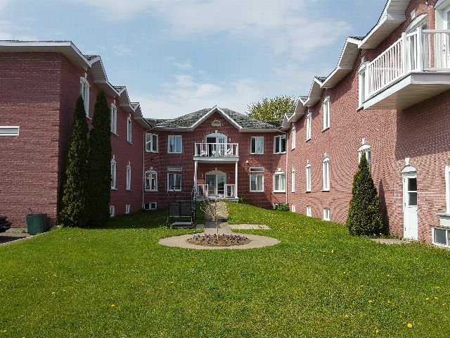 Villa Louiseville