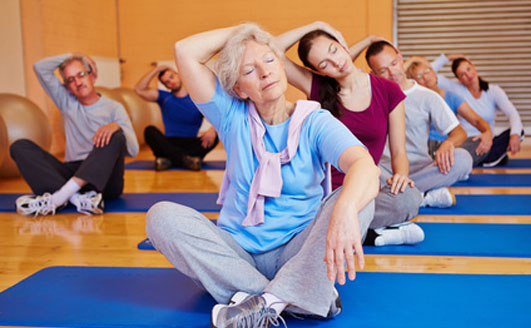 5 effets positifs du yoga pour vieillir en beauté
